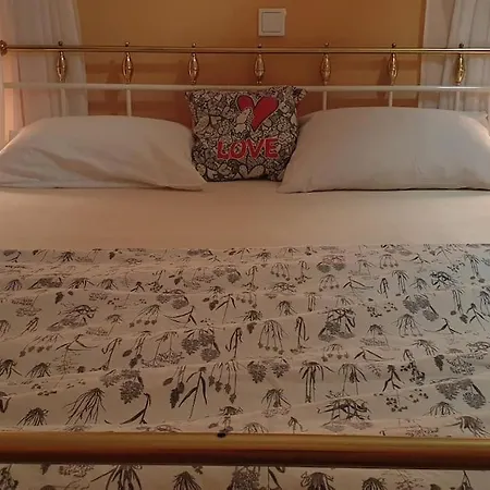 דירה Big, Comfy, Oktoberfest, Messe Munich Icm, 15 Min Direct Metro To City Center 2-Bedroom Full 2-Bathroom, Parking, Balcony, Family & Business