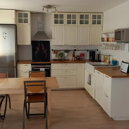 For Business, Families, By Messe Munich Icm, Direct Metro 15 Min To Citycenter, Oktoberfest, 2-bedroom Full 2-bathroom, Free Parking, Balcony Apartment