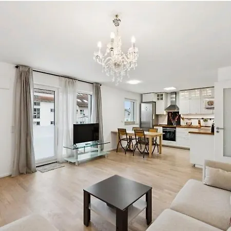 For Business, Families, By Messe Munich Icm, Direct Metro 15 Min To Citycenter, Oktoberfest, 2-bedroom Full 2-bathroom, Free Parking, Balcony Feldkirchen in Kärnten